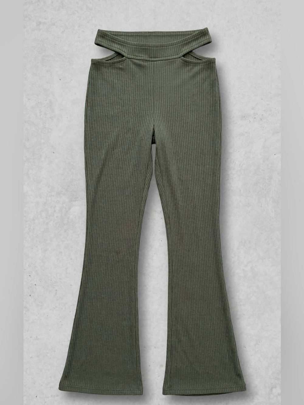 Forever 21 Moss Green Ribbed Hip-Cut Out Flare Leggings Y2K Streetwear Pants S